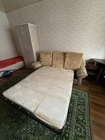 диван раскладной ош: Прямой диван, Б/у — 6