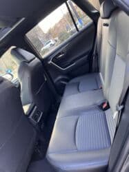 купить кожаные сиденья для авто бу: Toyota RAV4: 2019 г., 2.5 л, Вариатор, Гибрид, Кроссовер — 9