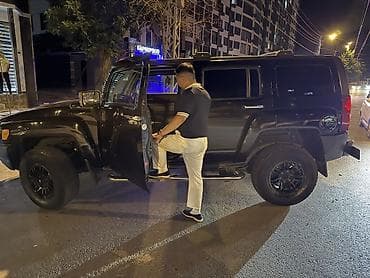 31 10 5 15: Hummer H3: 2007 г., 3.7 л, Автомат, Бензин, Внедорожник — 4