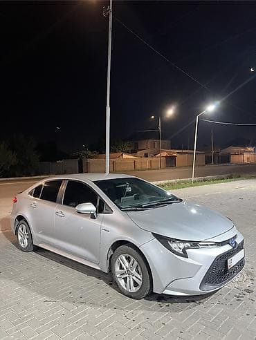 Toyota Levin: 2020 г., 1.8 л, Вариатор, Гибрид, Седан — 2