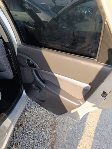 меняю дом на машину: Ford Focus: 2002 г., 1.8 л, Механика, Дизель, Универсал — 16