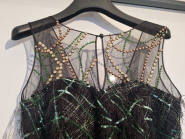 зеленое платье большого размера: Продаю шикарное платье с пайетками и камнями. Сидит идеально по — 3