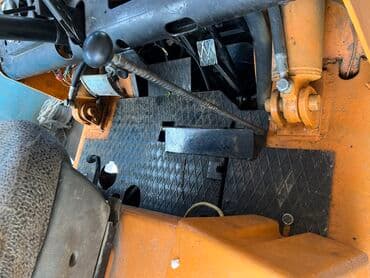 покрышка на погрузчик цена: Погрузчик, 1993 г., Колесный, Вилочный — 7