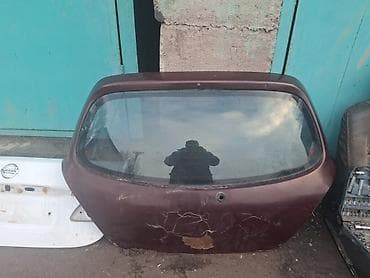 капот на торнео: Крышка багажника Nissan, 2005 г., Б/у, Оригинал — 2