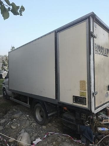 авто сатуу: Жеңил жүк ташуучу унаа, Mercedes-Benz, Стандарт — 3
