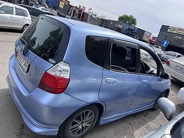 морда фит: Honda Fit: 2003 г., 1.3 л, Автомат, Хэтчбэк — 1