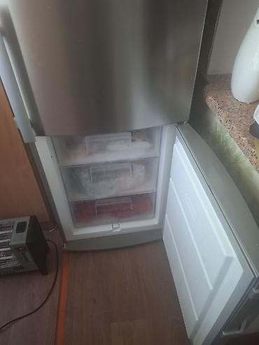 sn 902: Холодильник Electrolux, Двухкамерный — 3