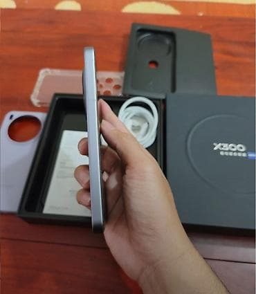 google pixel 7a: Vivo X300, Б/у, 256 ГБ, цвет - Фиолетовый, 2 SIM, eSIM — 6