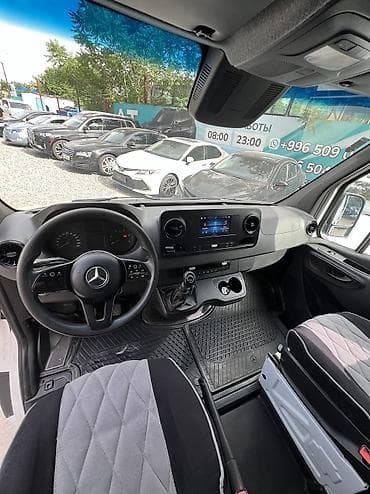спитер: Mercedes-Benz Спринтер: 2019 г., 2.2 л, Механика, Дизель, Фургон — 10