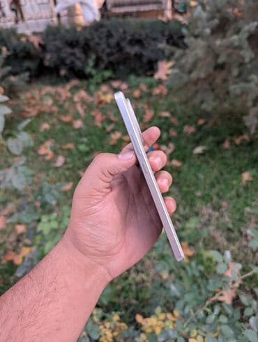 компы бишкек: Vivo iQOO 10, Жаңы, 256 ГБ, түсү - Саргыч боз, 2 SIM — 5