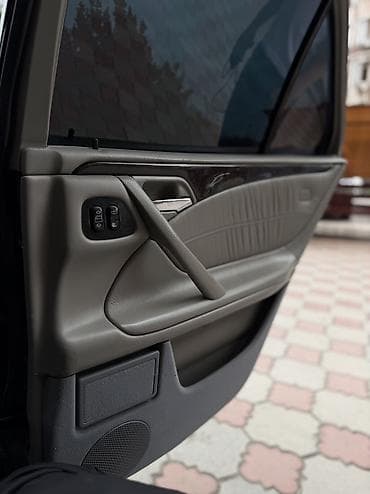 300 000: Mercedes-Benz E-Class: 2000 г., 4.3 л, Автомат, Бензин, Седан — 10