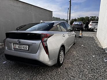 smart авто: Toyota Prius: 2016 г., 1.8 л, Вариатор, Гибрид, Хэтчбэк — 6
