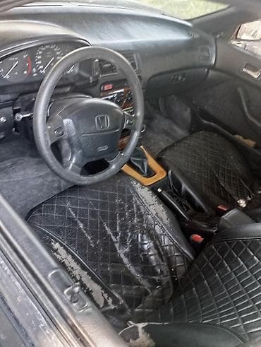 Honda Accord: 1997 г., 2 л, Механика, Бензин, Седан at lalafo.kg Honda Accord: 1997 г., 2 л, Механика, Бензин, Седан