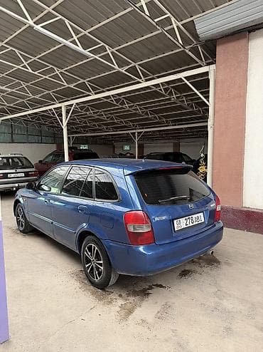 сокулук арал: Mazda 323: 2001 г., 1.6 л, Кол менен иштөөчү, Бензин, Хетчбек — 3