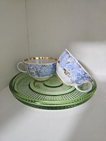 foldable table: 3000 — 5