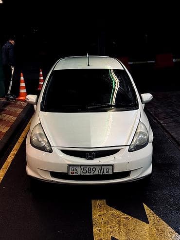 Honda Fit: 2002 г., 1.5 л, Автомат, Бензин, Хэтчбэк