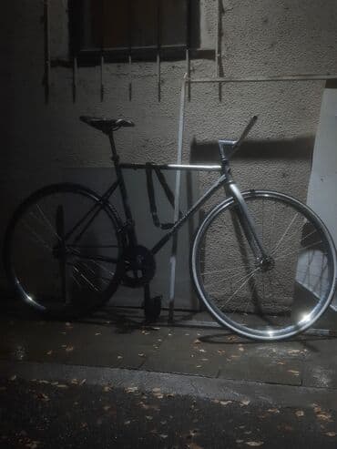 велосипед фикс: Городской велосипед, Рама M (156 - 178 см), Б/у — 1