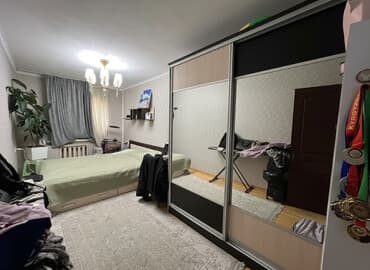 Шкафы: Спальный гарнитур, Б/у, Двуспальная кровать, ДСП, Самовывоз — 1