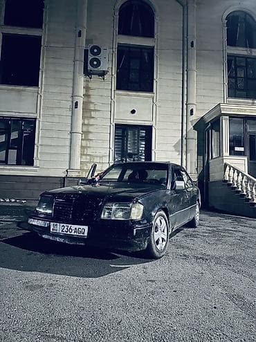 Продажа авто: Mercedes-Benz W124: 1990 г., 2 л, Бензин, Седан — 4