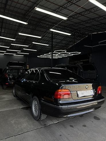 lada vesta: BMW 5 series: 2002 г., 2.5 л, Механика, Бензин, Седан — 7