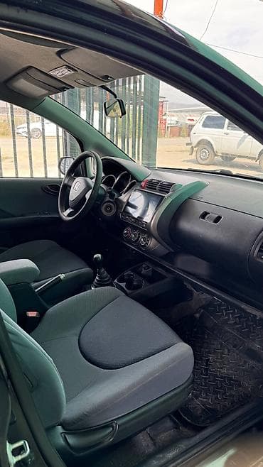 продаю спринтер каратыш: Honda Jazz: 2002 г., 1.3 л, Механика, Бензин, Хэтчбэк — 2