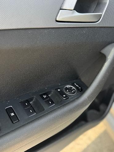 camry 80: Hyundai Sonata: 2021 г., Автомат, Бензин, Седан — 7