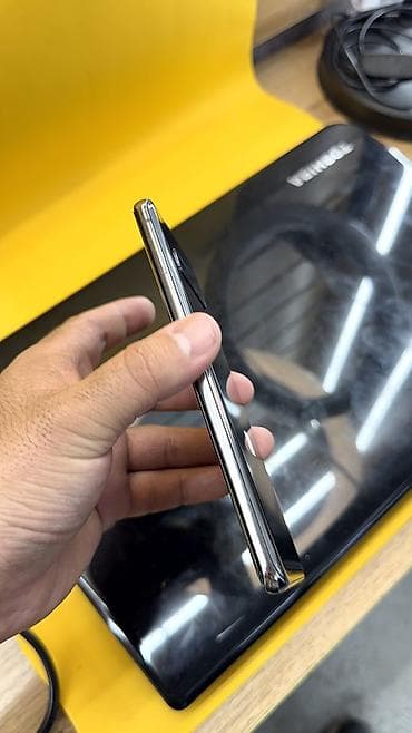 самсуе: Samsung Galaxy S10, Б/у, 128 ГБ — 9