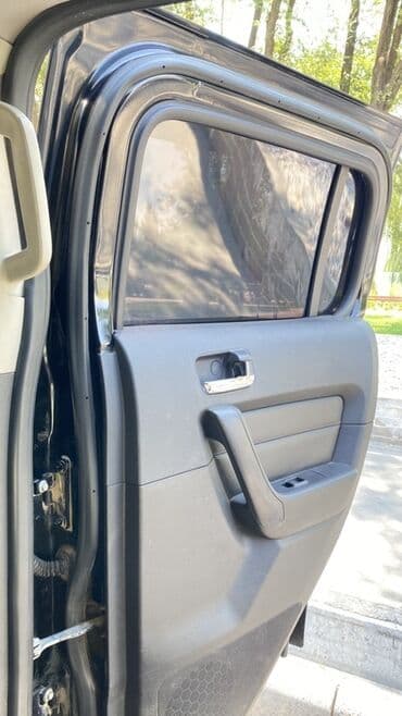 шина экскаватор: Hummer H3: 2008 г., 3.7 л, Автоматические, Бензин, Внедорожник — 9