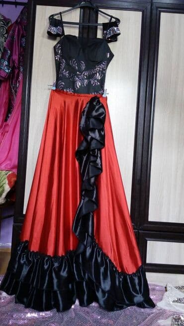 теннисный юбка: Продам юбку для Испанского танца. Сшита на заказ. Новая, цвет красный — 1