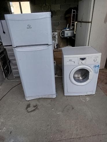 intel core i7 2600: Холодильник Indesit, Двухкамерный — 1