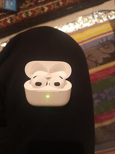 Беспроводные наушники-вкладыши с зарядным кейсом - Форм-фактор