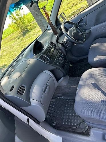 1 jz: Toyota Funcargo: 2000 г., 1.3 л, Автомат, Бензин — 6