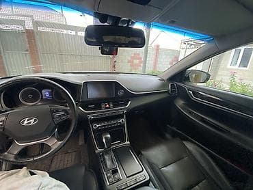 mazda 226: Hyundai Grandeur: 2018 г., 3 л, Автомат, Газ, Седан — 9