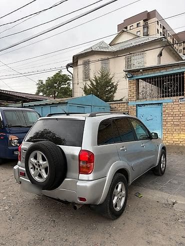 Toyota RAV4: 2002 г., 2 л, Автомат, Бензин, Кроссовер — 3