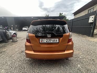 toyta vitz: Honda Fit: 2009 г., 1.5 л, Автомат, Бензин, Хэтчбэк — 2