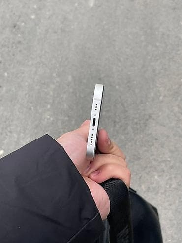 айфон 9а: IPhone 13, Б/у, 128 ГБ, Старлайт, 86 % — 3