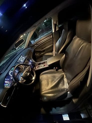 Транспорт: Honda Accord: 2019 г., 2 л, Вариатор, Гибрид, Седан — 7