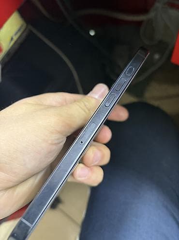 one plus pad: IPhone 16 Pro Max, Черный, 99 % — 10