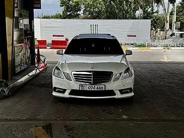 8900: Mercedes-Benz E-Class: 2011 г., 3 л, Автомат, Бензин, Седан — 1