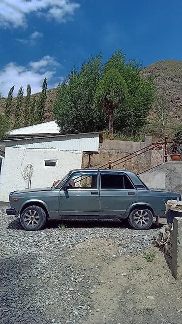 лада 2107: ВАЗ (ЛАДА) 2107: 2010 г., 0.6 л, Механика, Бензин, Седан — 3