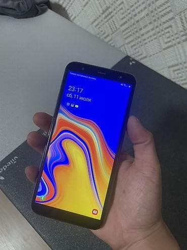 Samsung Galaxy J6 Plus, Б/у, 32 ГБ, цвет - Золотой, 2 SIM