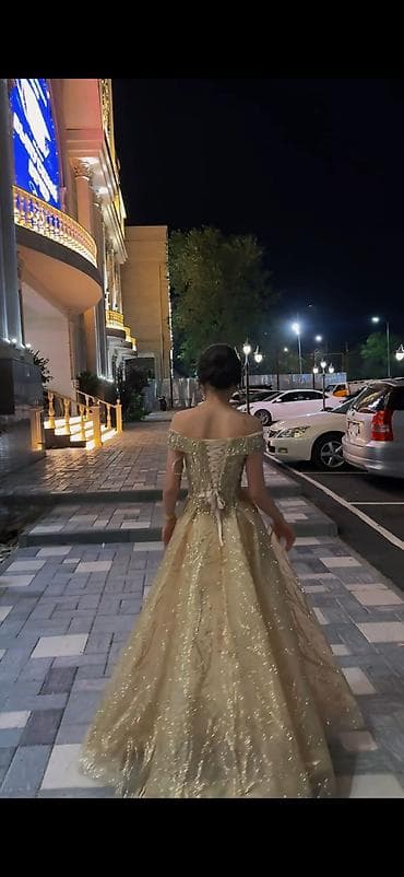 Жеке буюмдар: Кече көйнөгү, Барпайган кооз, Узун модель, Жеңдери жок, Корсет, Страздар, Таштар, XS — 5