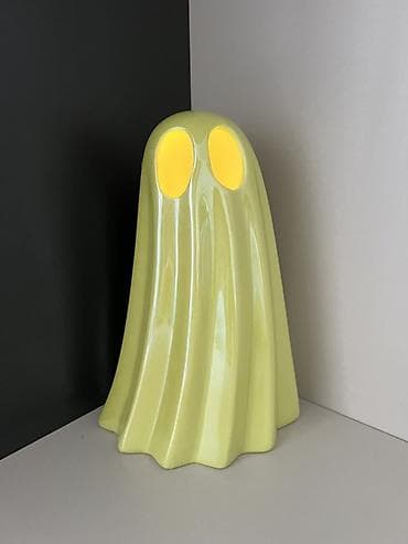 Настольный светильник «Призрак» — декоративная лампа в стиле