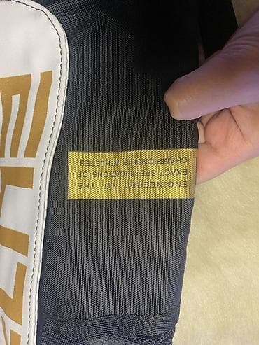 nike tech flece: Рюкзак Nike Elite черного цвета с желтыми акцентами. Модель — 4