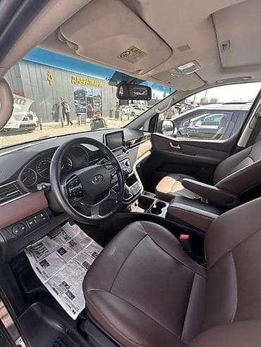 Hyundai Starex: 2019 г., 2.5 л, Автомат, Дизель, Минивэн — 6