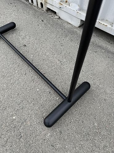 Торговое оборудование: Железный кронштейн Легкий Разборная конструкция Длинна 1,2 м — 10