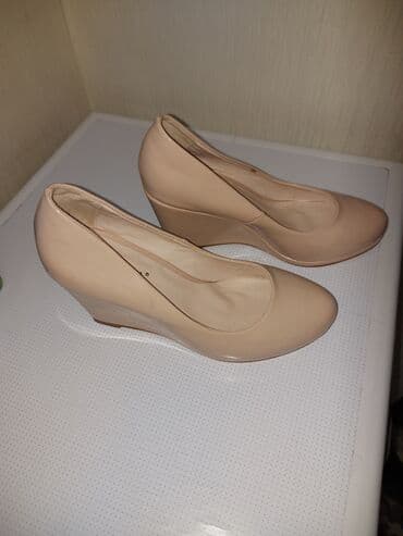 танкетка: Туфли, 38, Suzana, Новый, Самовывоз — 2