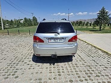 wuling mini ev: Toyota Avensis Verso: 2003 г., 2 л, Механика, Дизель, Минивэн — 6
