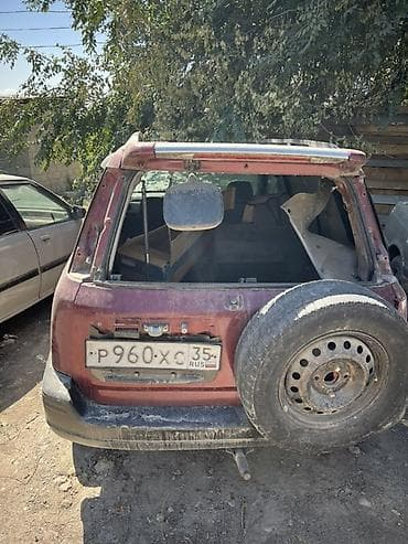Продаются автомобили на разбор. 1) Внедорожник/универсал бордового