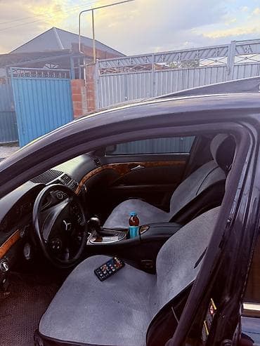 решетка радиатора w201: Mercedes-Benz E-Class: 2003 г., 2.2 л, Автомат, Дизель, Седан — 4